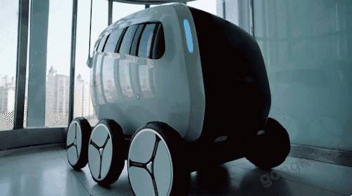 未來,在電梯里你將遇到這些“外賣小哥”