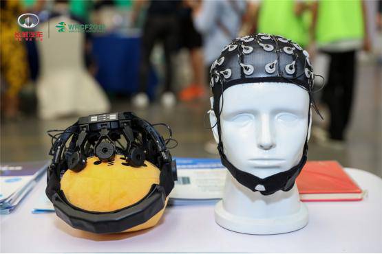 ����C���˿��Qِ�_Ļ���L����܇�ǻ۹��S���ݎp��Ƽ����Q