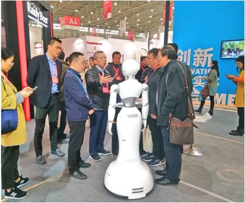 第二屆中國工業設計展覽會在武漢舉行 博眾亮相“海陸空”聚會