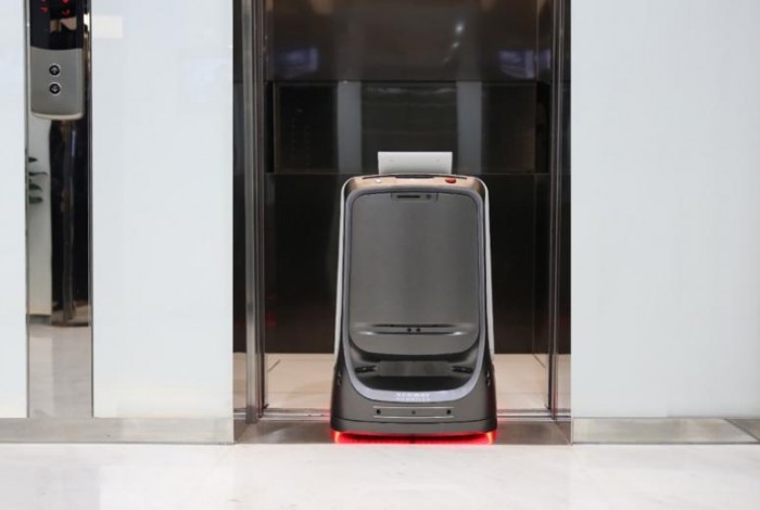 九號機器人布局人工智能 以后你的快遞小哥可能是機器人