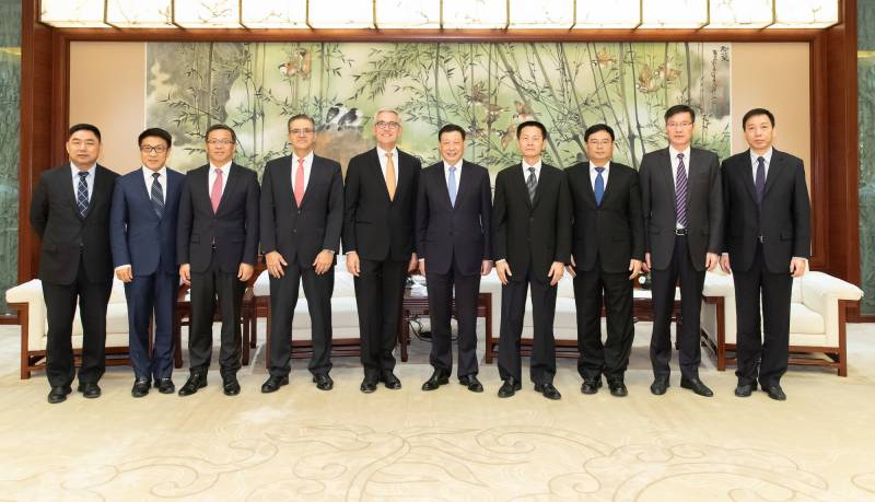 ABB將在滬投資建設(shè)其全球最大最先進(jìn)的機器人超級工廠,鼎力支持上海建設(shè)全球卓越制造基地