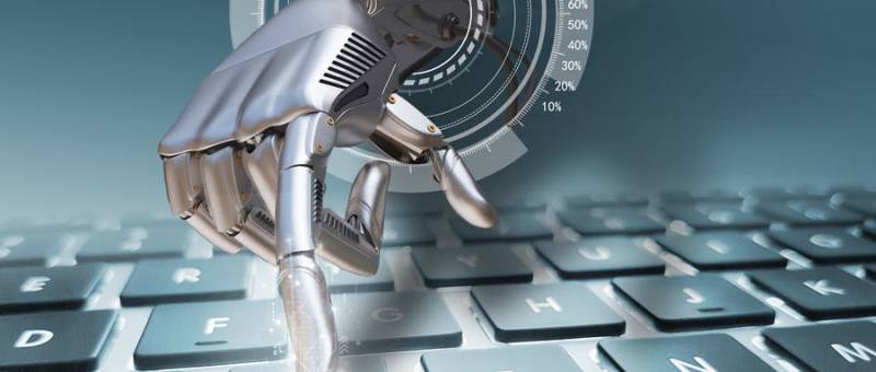 AI成“爆款專業” 00后將成為人工智能專業第一批“吃螃蟹的人”