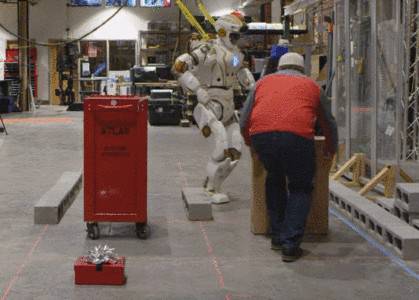 機(jī)器人像踩梅花樁一樣越障!波士頓動(dòng)力Atlas秀自主導(dǎo)航新技能