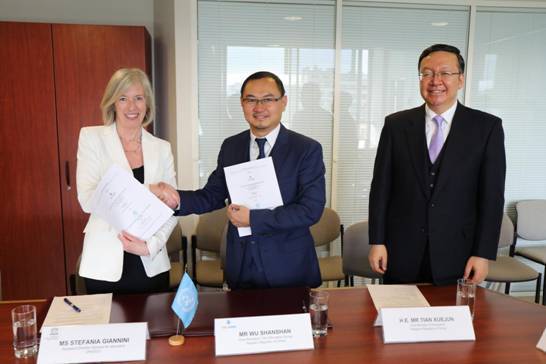 世界目光匯聚中國 共同規(guī)劃人工智能時代的教育