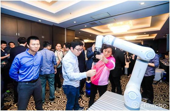 �������ܿƼ��l�����f���C����