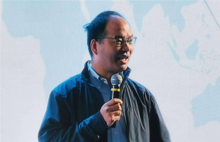 騰訊從百度挖的AI Lab負(fù)責(zé)人張潼離職,要去阿里?