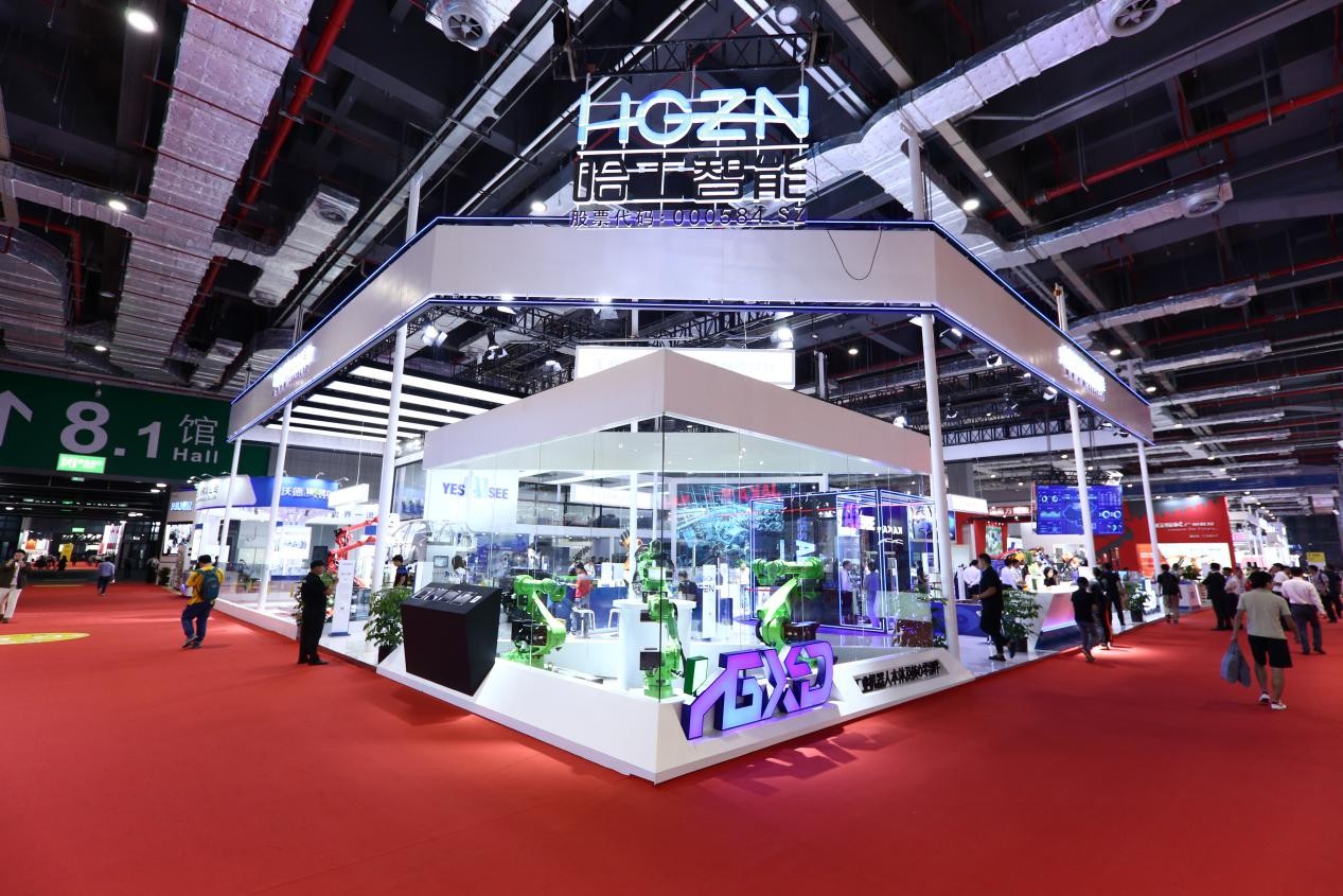 助力國產工業機器人發展 哈工智能旗下哈工現代攜多款機器人本體亮相工博會 助力國產工業機器人發展 哈工智能旗下哈工現代攜多款機器人本體亮相工博會